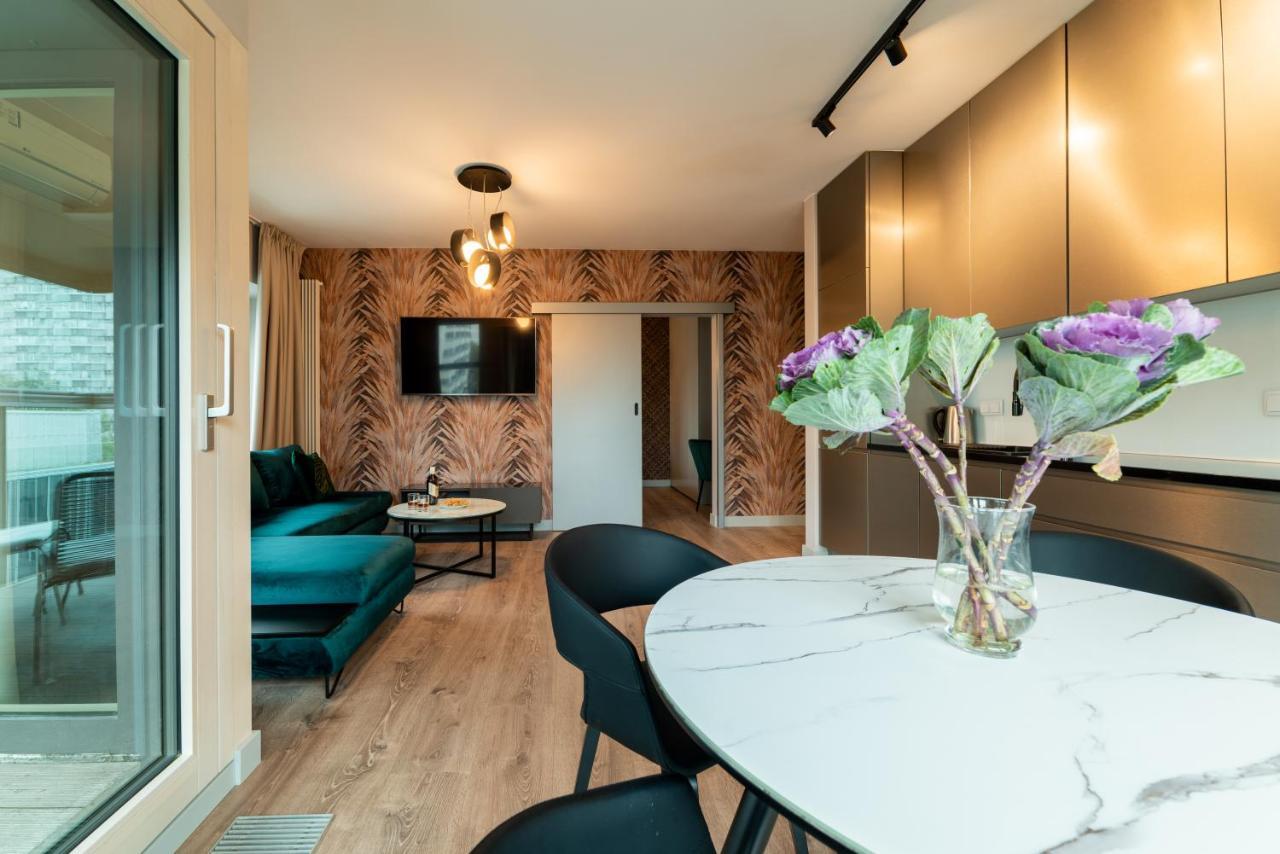 Mennica Residence Luxury Location Warsaw Exterior photo