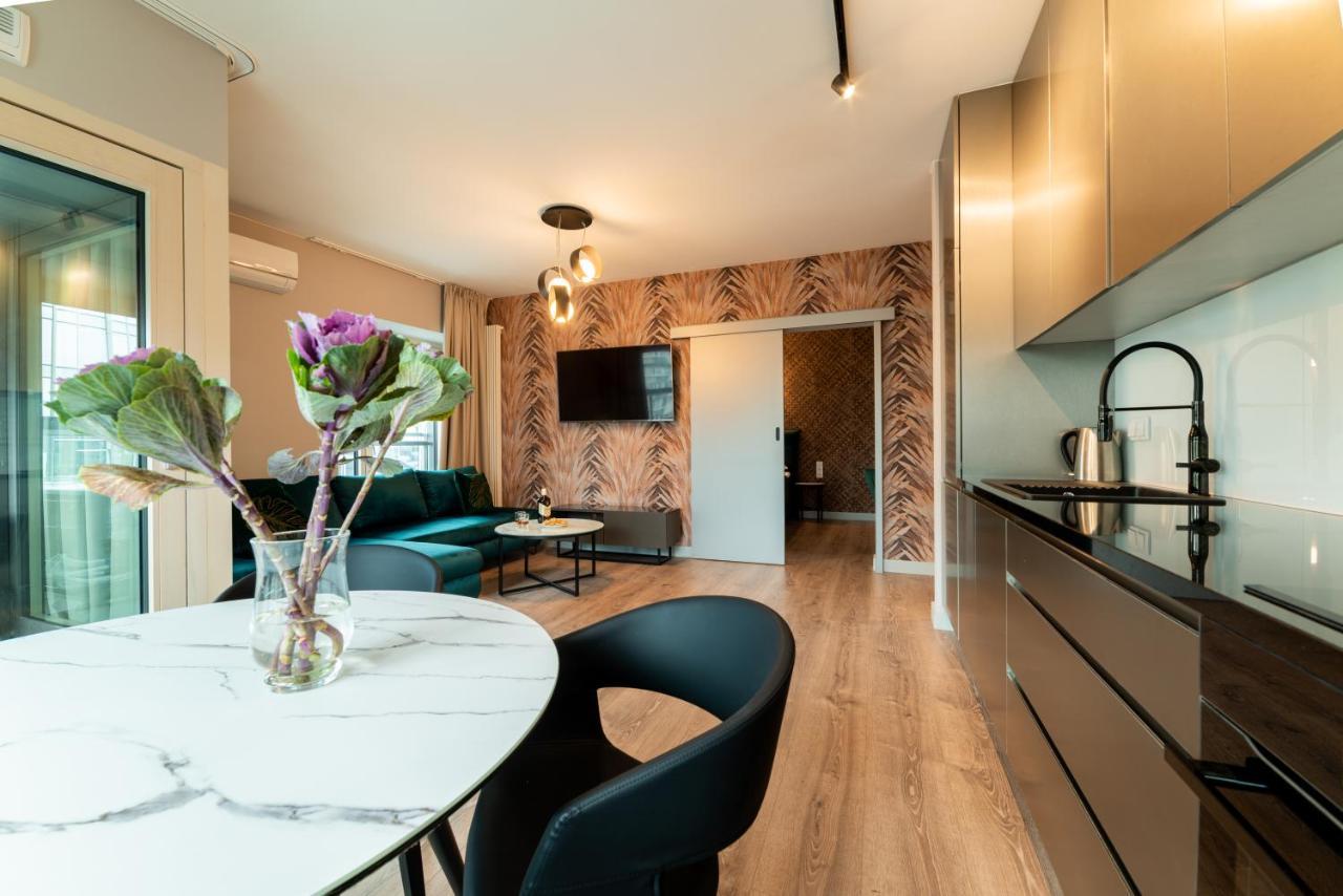 Mennica Residence Luxury Location Warsaw Exterior photo
