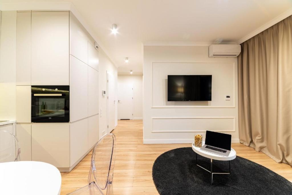 Mennica Residence Luxury Location Warsaw Exterior photo